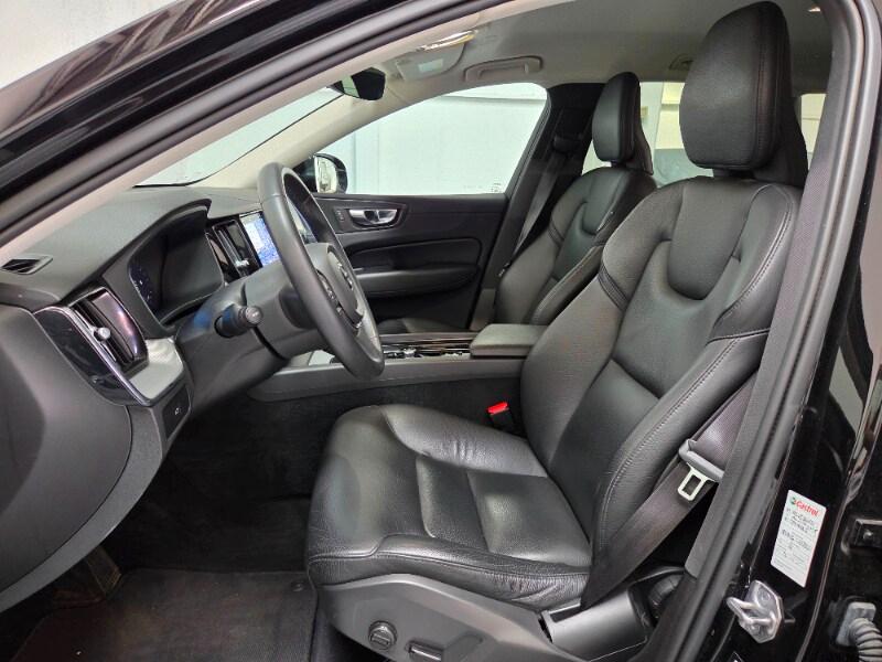 VOLVO XC60 (2017-->) XC60 B4 automatico Essential