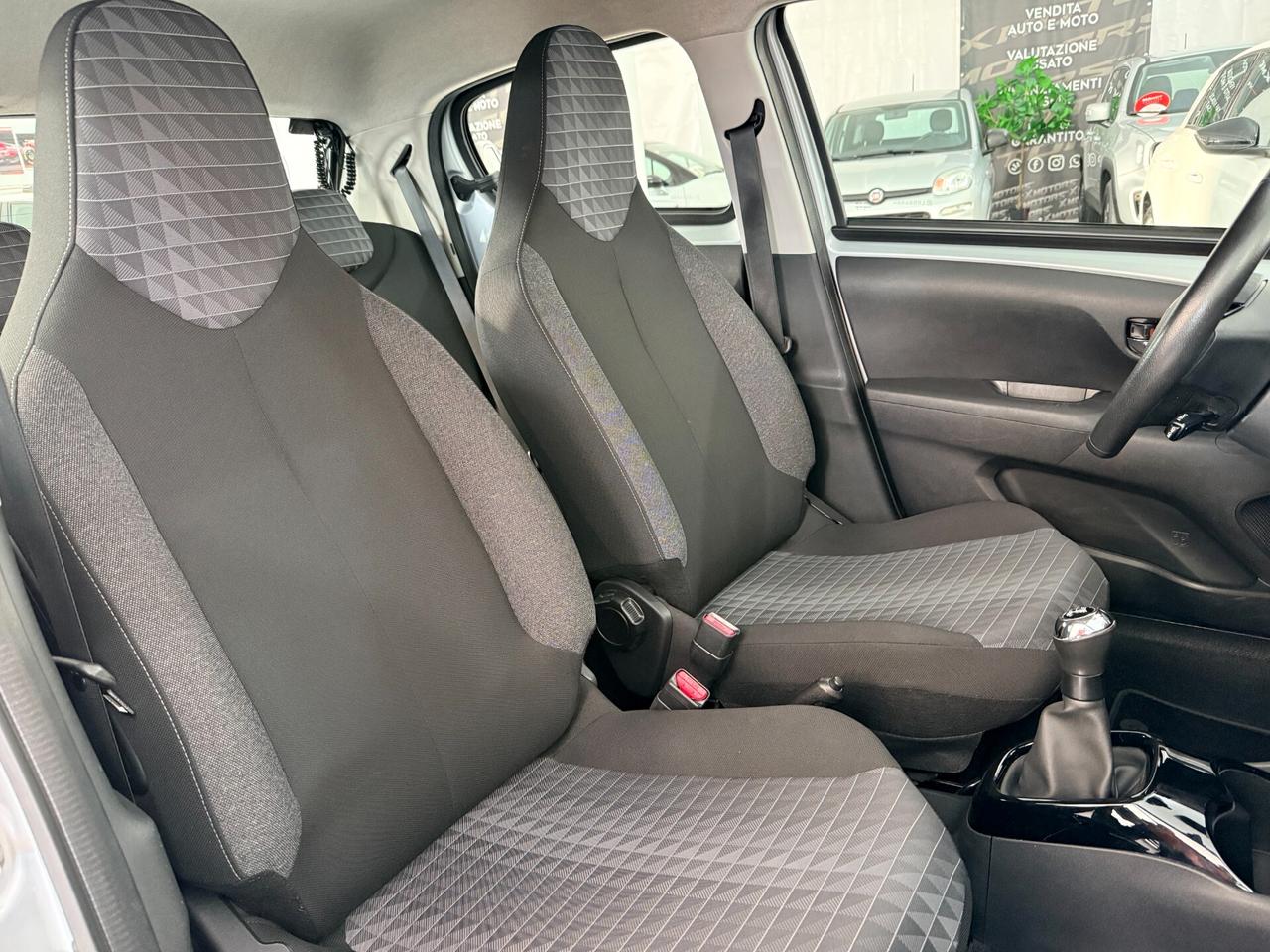 Peugeot 108 VTi 72cv Aziendale 5 porte Allure