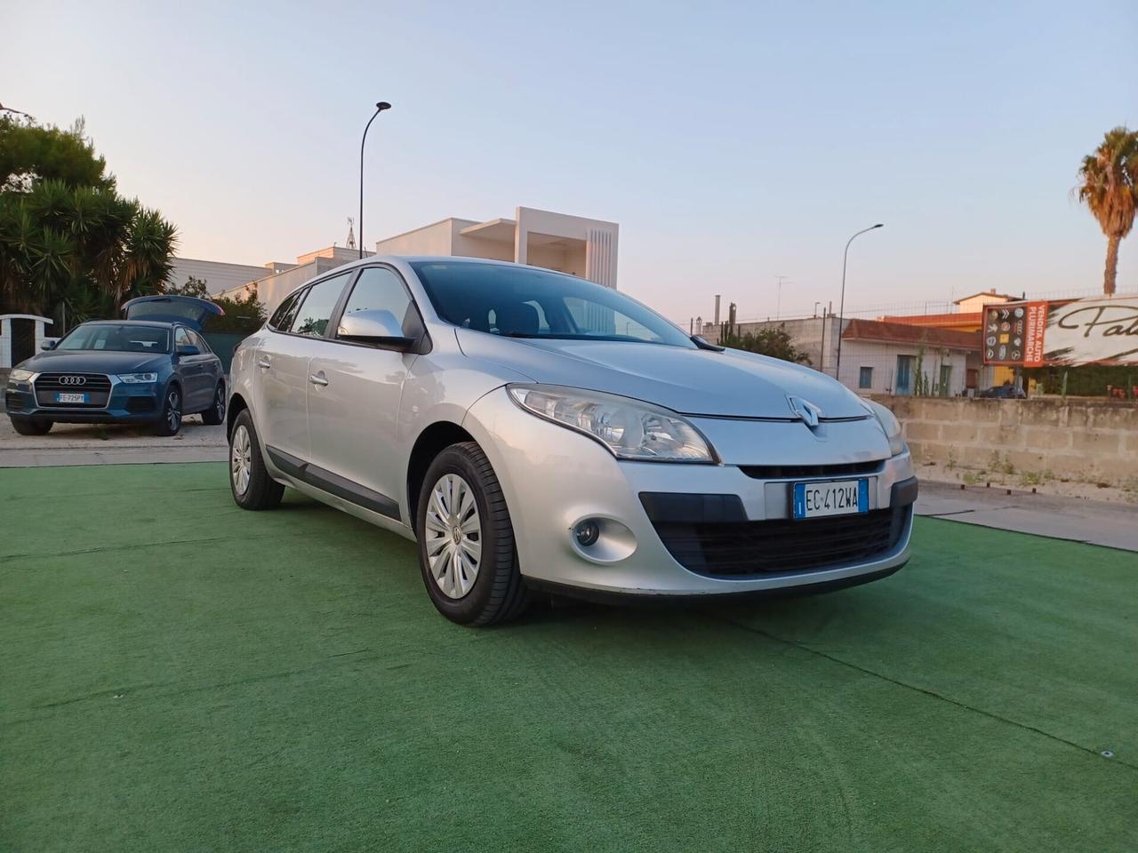 Renault Mégane 1.5 dCi 110CV EDC SporTour Luxe