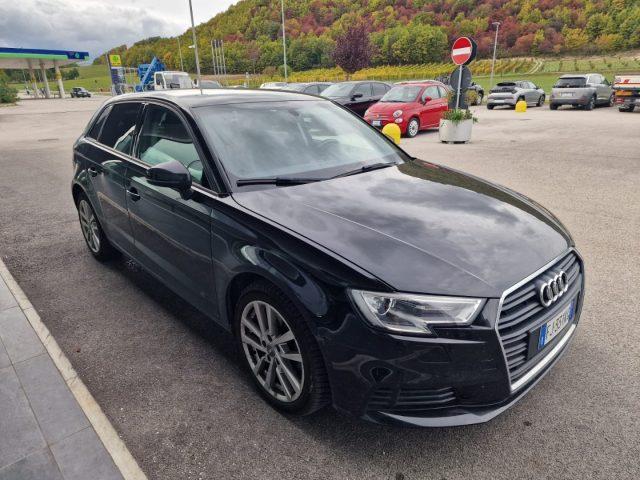 AUDI A3 1.6 TDI 116 CV Design FULL LED OK NEOPATENTATO