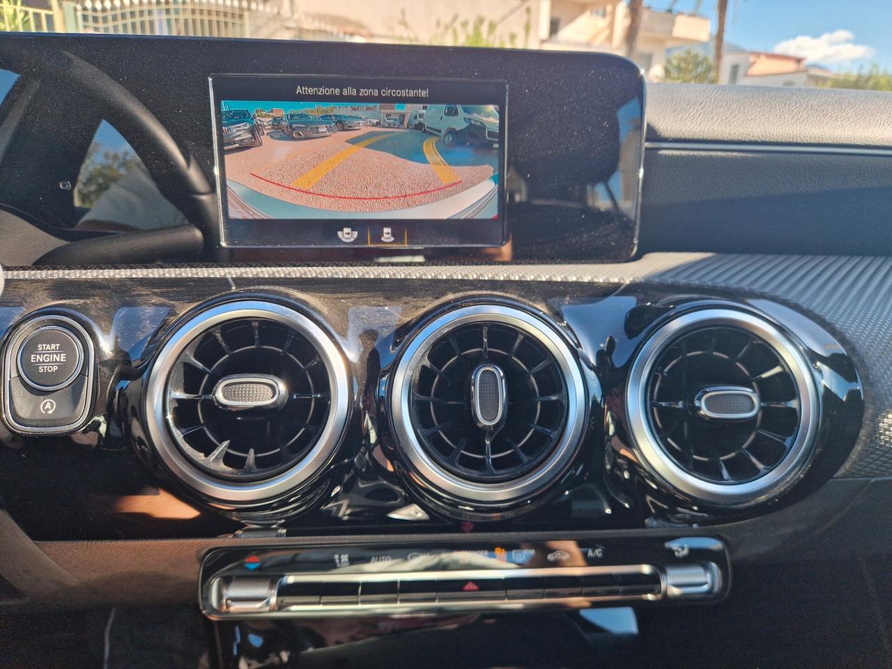 Mercedes-benz A 200 d Automatic Premium Sedan