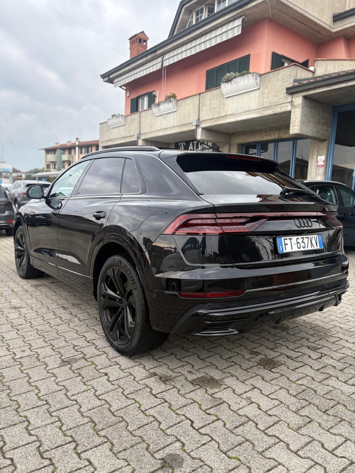 Audi Q8 50 TDI 286 CV quattro tiptronic Sport