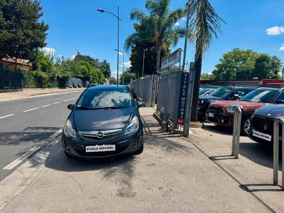 Opel Corsa 1.0 12V 5 porte Elective