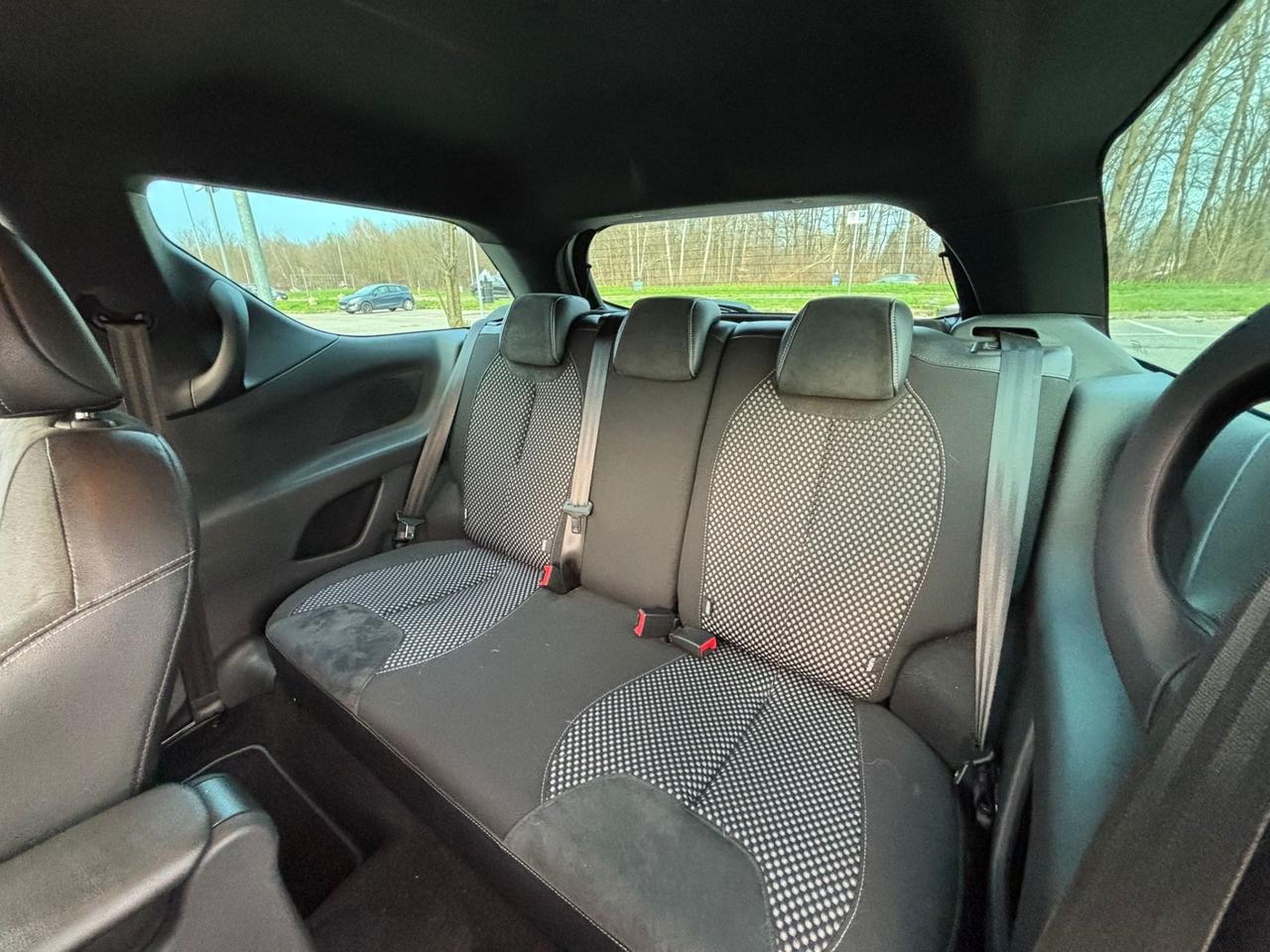 Ds DS3 3 1.6 THP 155 Just Black