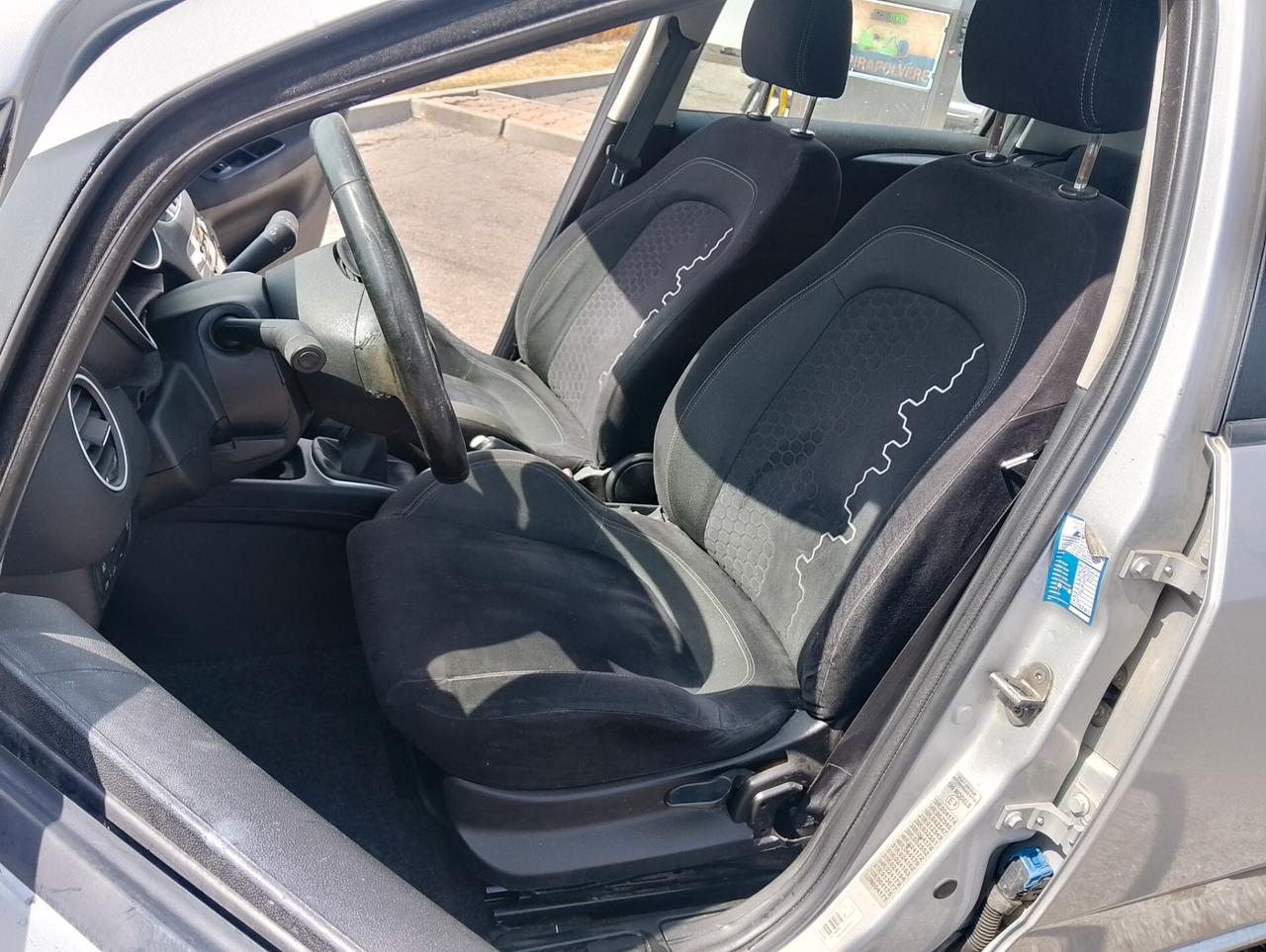 Fiat Punto 1.4 8V 5 porte Natural Power Street