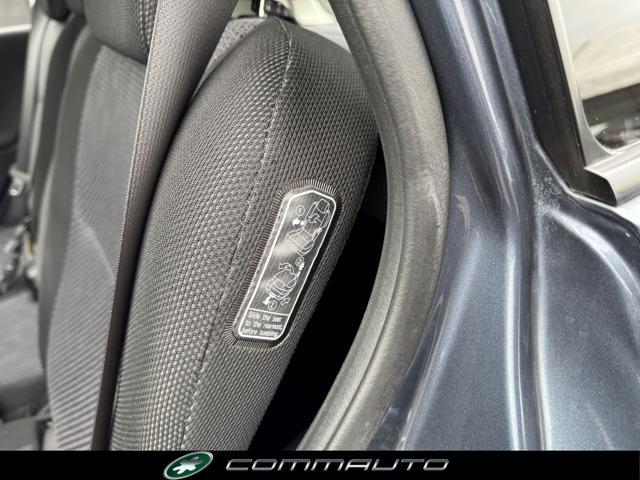 TOYOTA Corolla Verso 1.6 16V