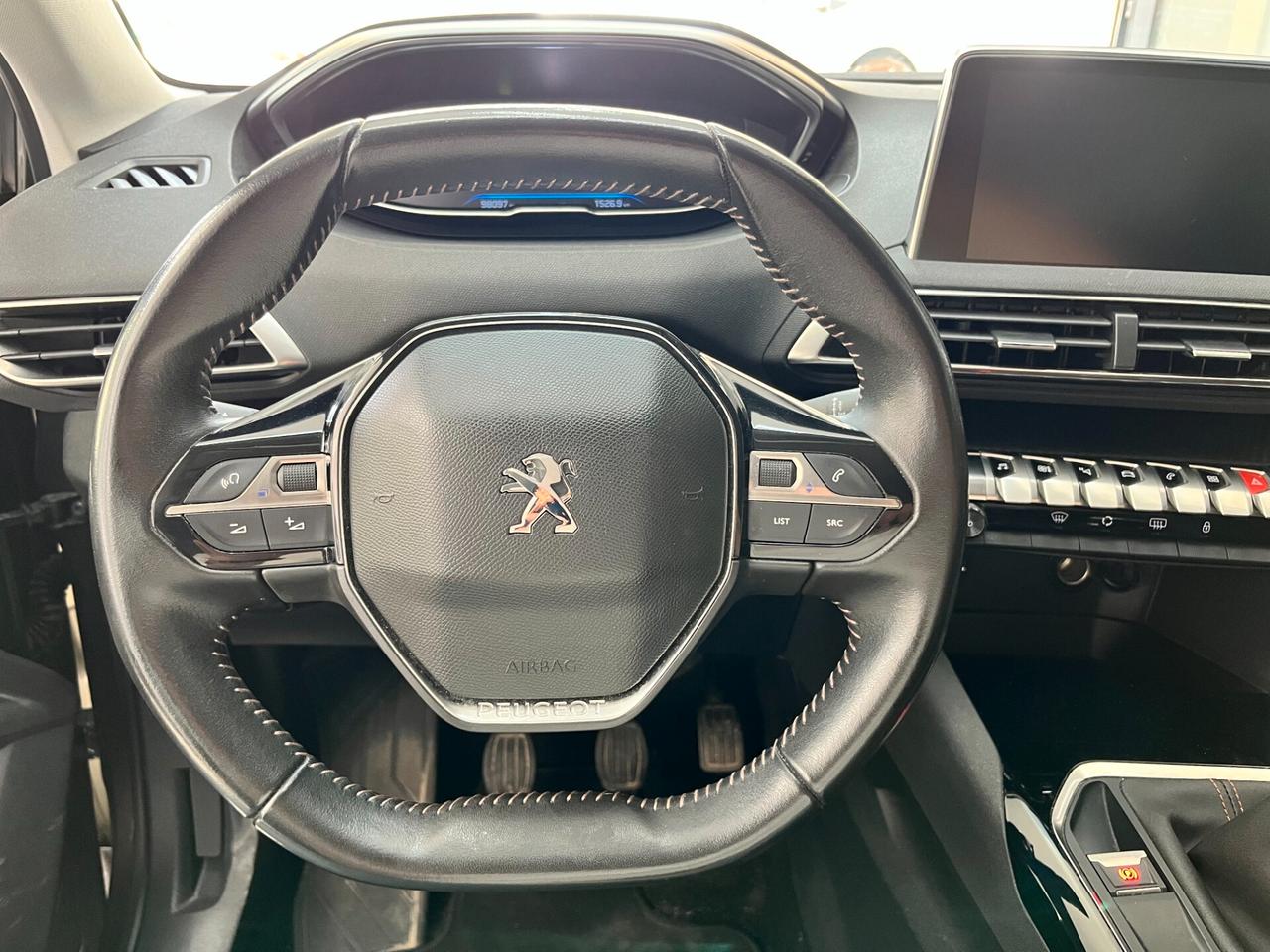 Peugeot 3008 BlueHDi 130 S&S Active -.2020