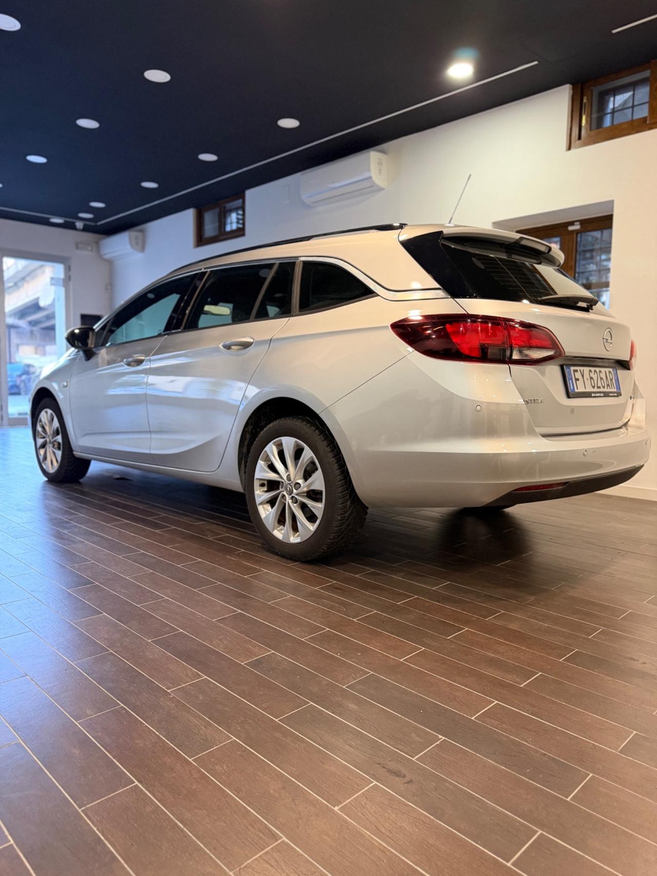 Opel Astra 1.4 Turbo 110CV EcoM Sports Tourer Innovation