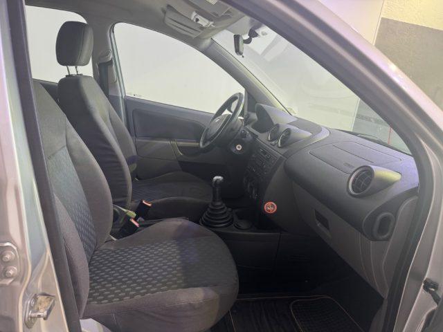 FORD Fiesta 1.4 16V 5p. Ghia