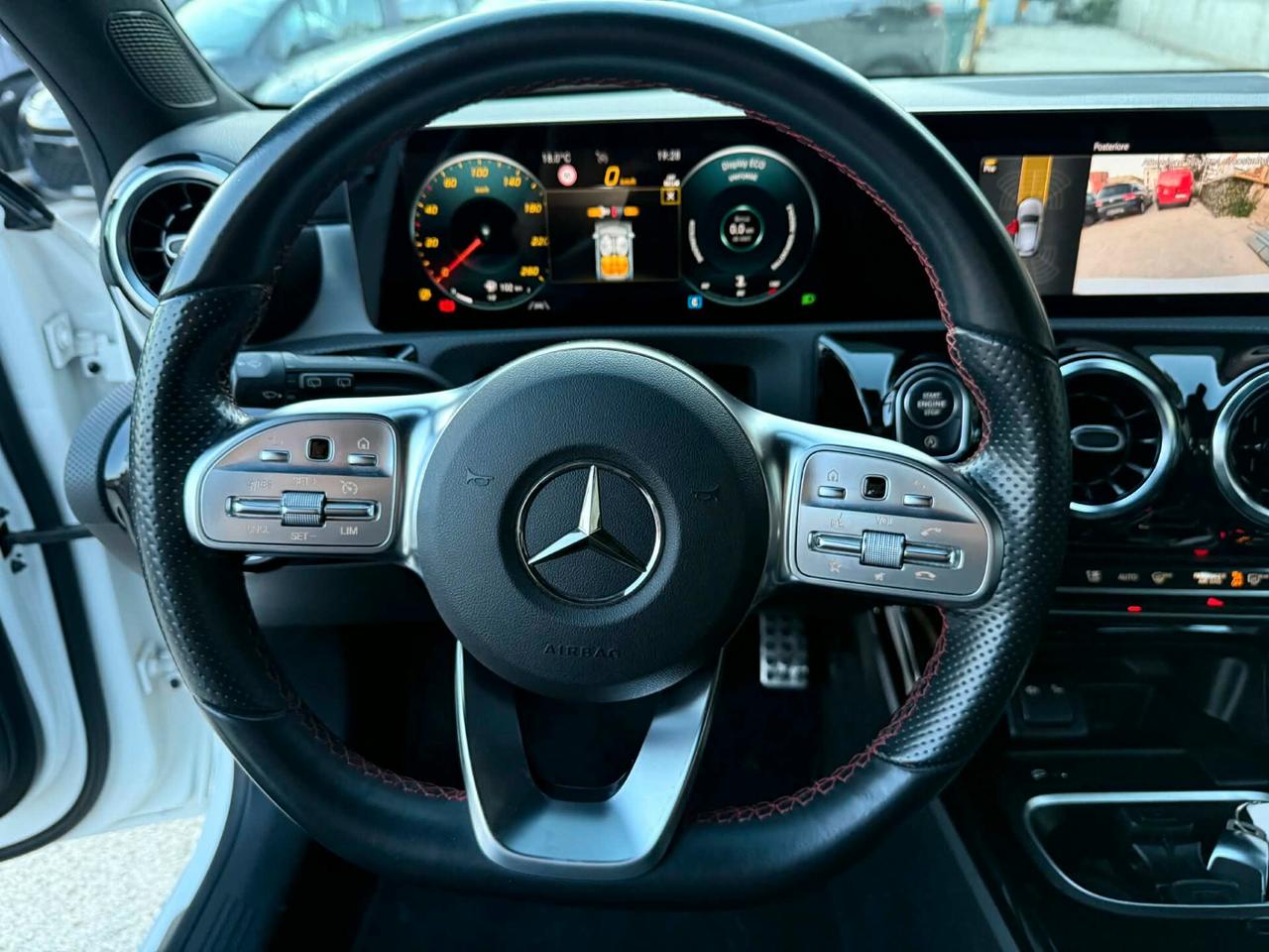 Mercedes-benz A 180 MERCEDES Premium AMG 2.0 116 CV