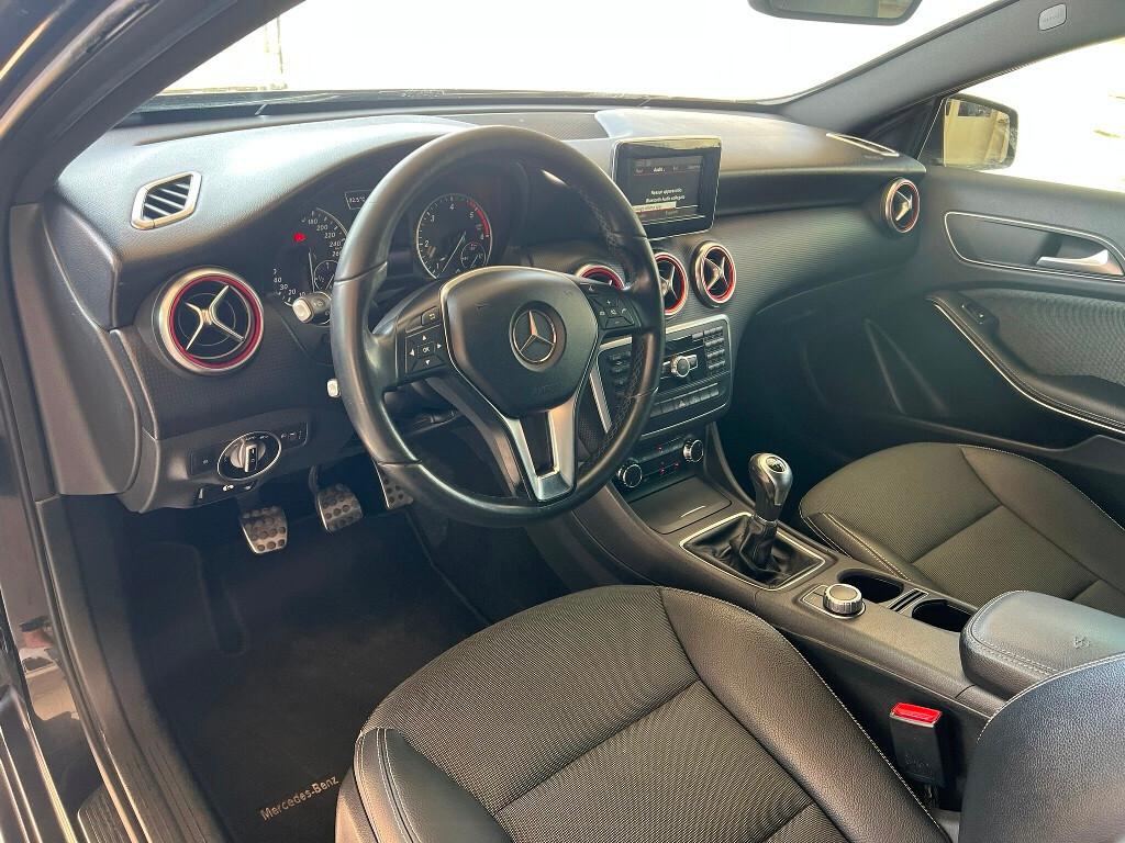Mercedes Classe A 180d 110 CV Night Edition