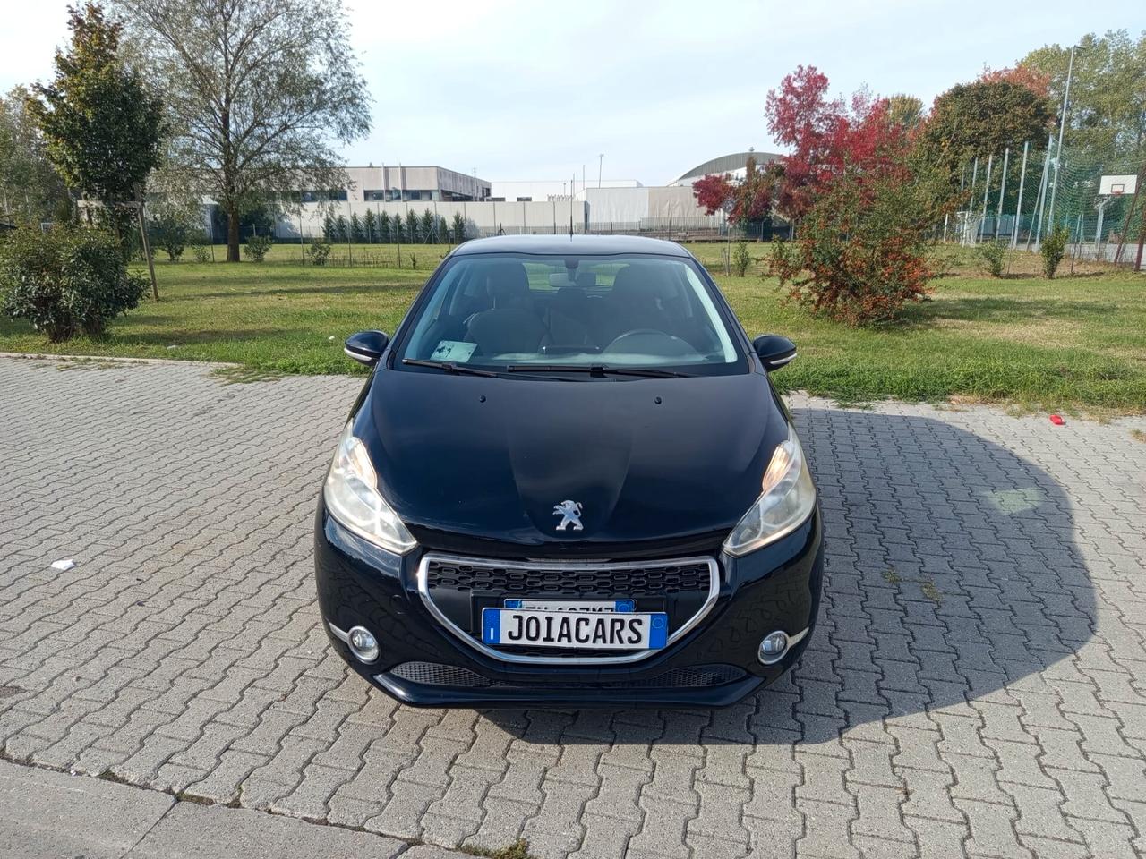 Peugeot 208 1.2 VTi 82 CV 3 porte Allure