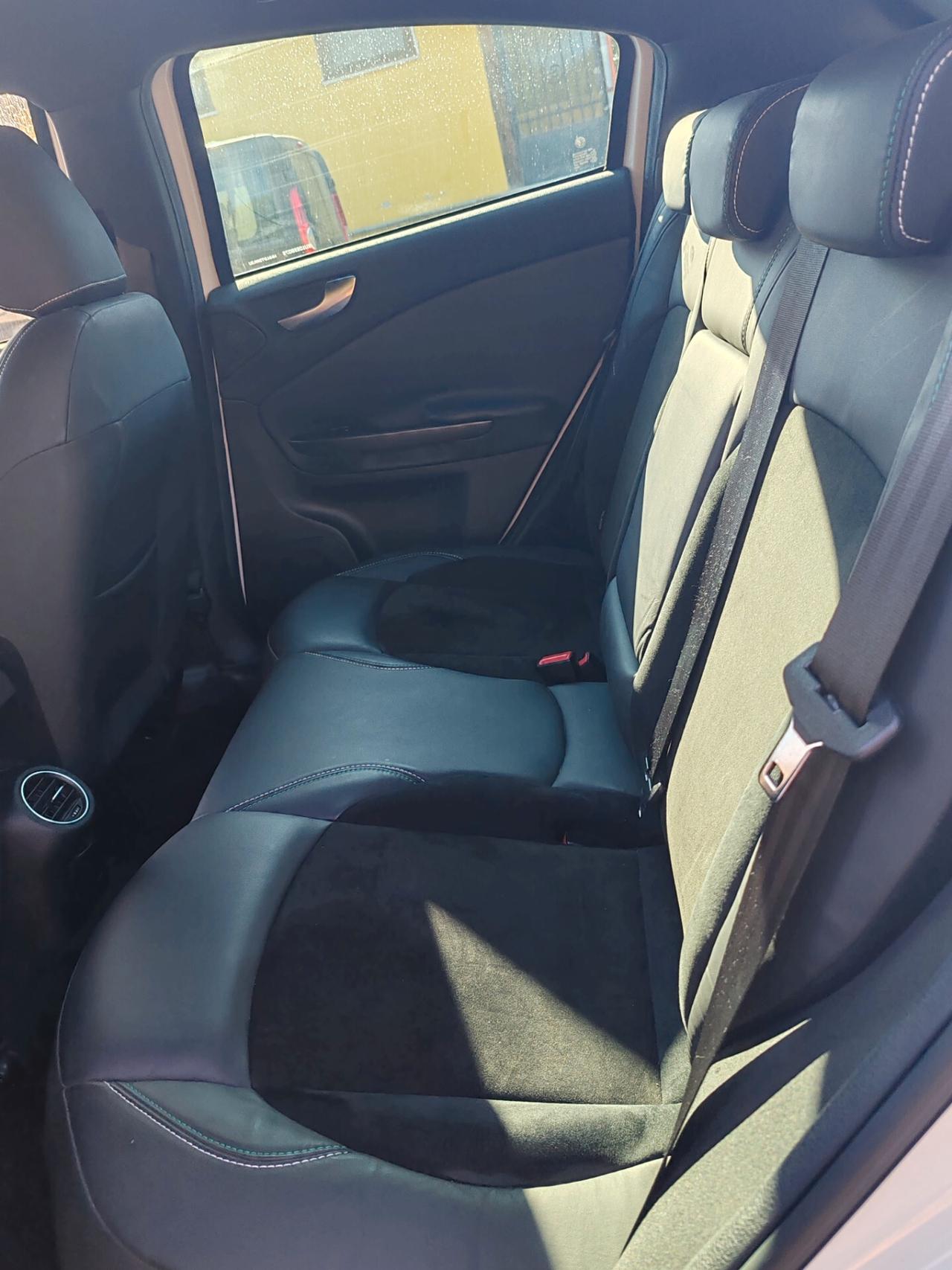 Alfa Romeo Giulietta 2.0 JTDm-2 150 CV Distinctive