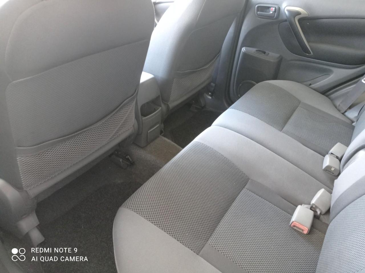 Toyota RAV 4 RAV4 2.0 Tdi D-4D cat 5 porte Sol