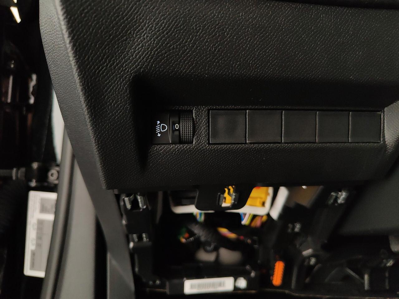 Peugeot 2008 Hybrid 110 e-DCS6 Allure