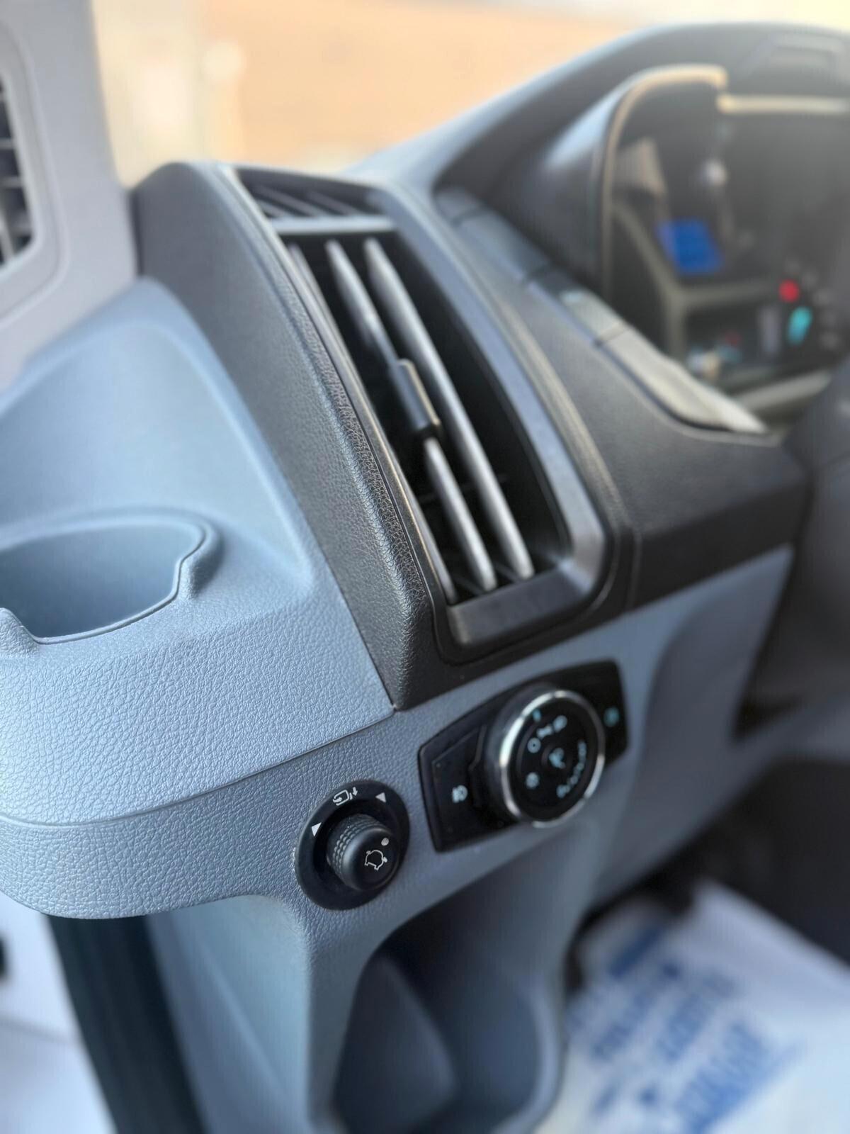 Furgone FORD Transit 330 2.0TDCi Eco Blue Trend Passo medio, Tetto alto