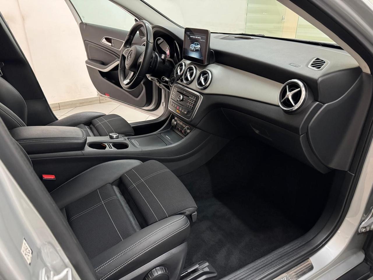 Mercedes-benz GLA 200 d Automatic Sport 2016