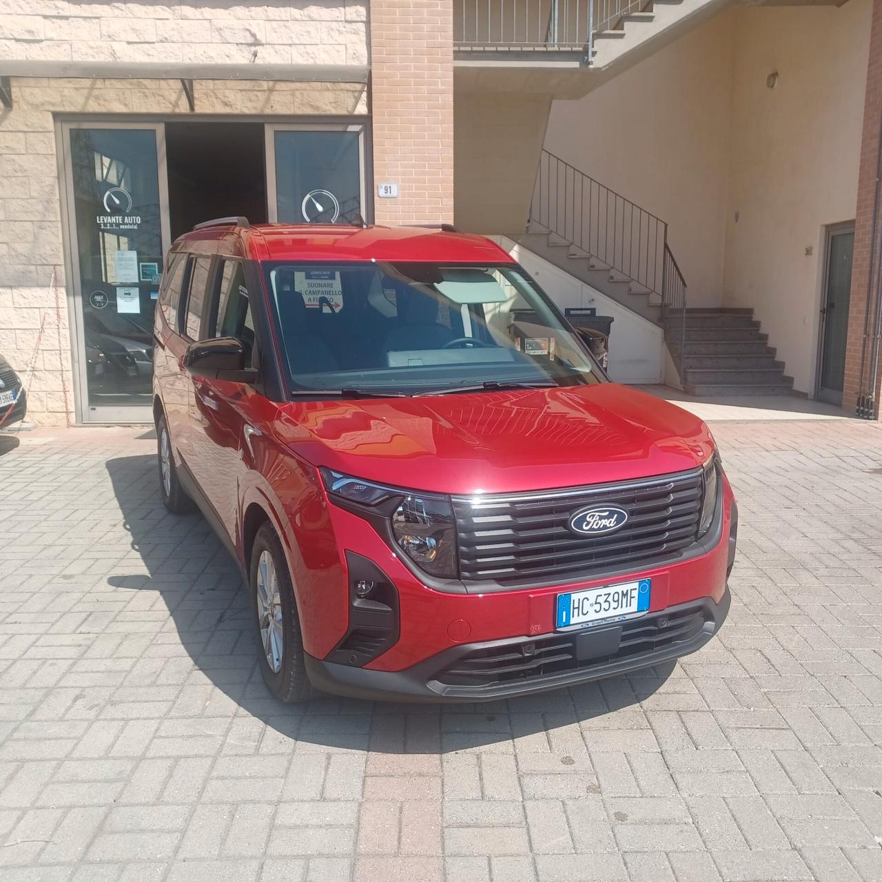 NUOVO 1.788KM FORD TOURNEO CURIER 24 MESI GARANZIA DI FABBRICA