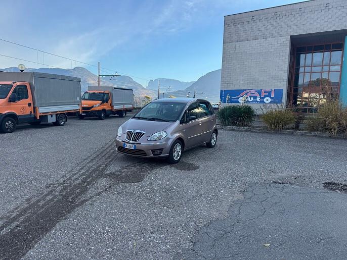 Lancia MUSA 1.4 16V Oro Plus