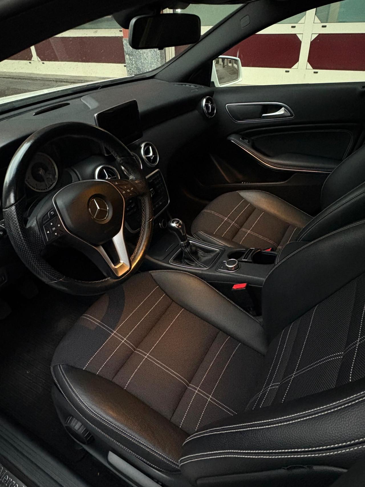 MERCEDES CLASSE A 180 CDI- PREMIUM- OK NEOPATENTATI