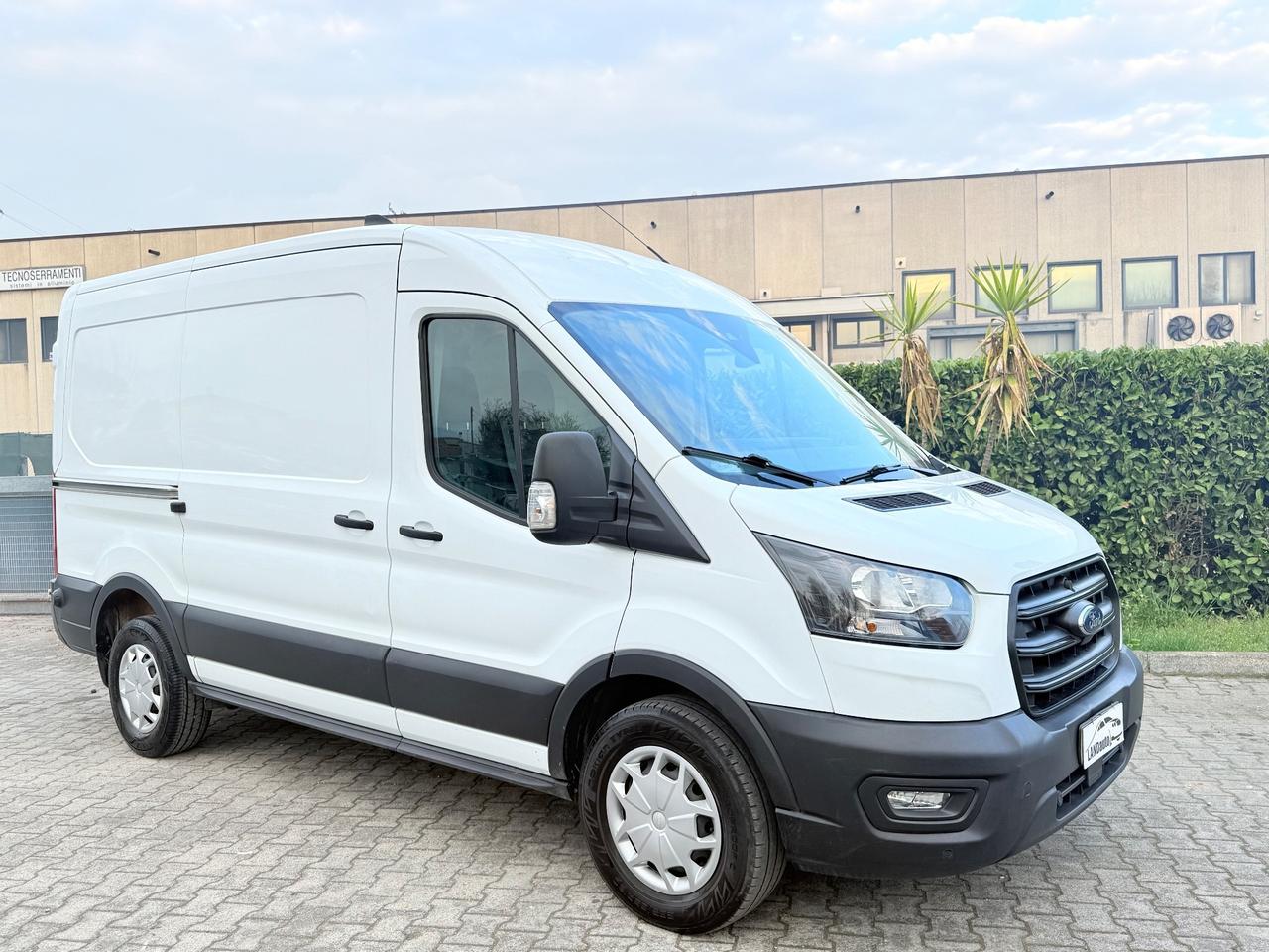 Ford Transit 2.0TDCi EcoBlue 130CV PERFETTO !