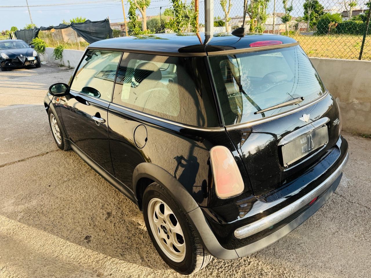 Mini Mini 1.4 tdi One D de luxe*75 CV*NEOPATENTATI*