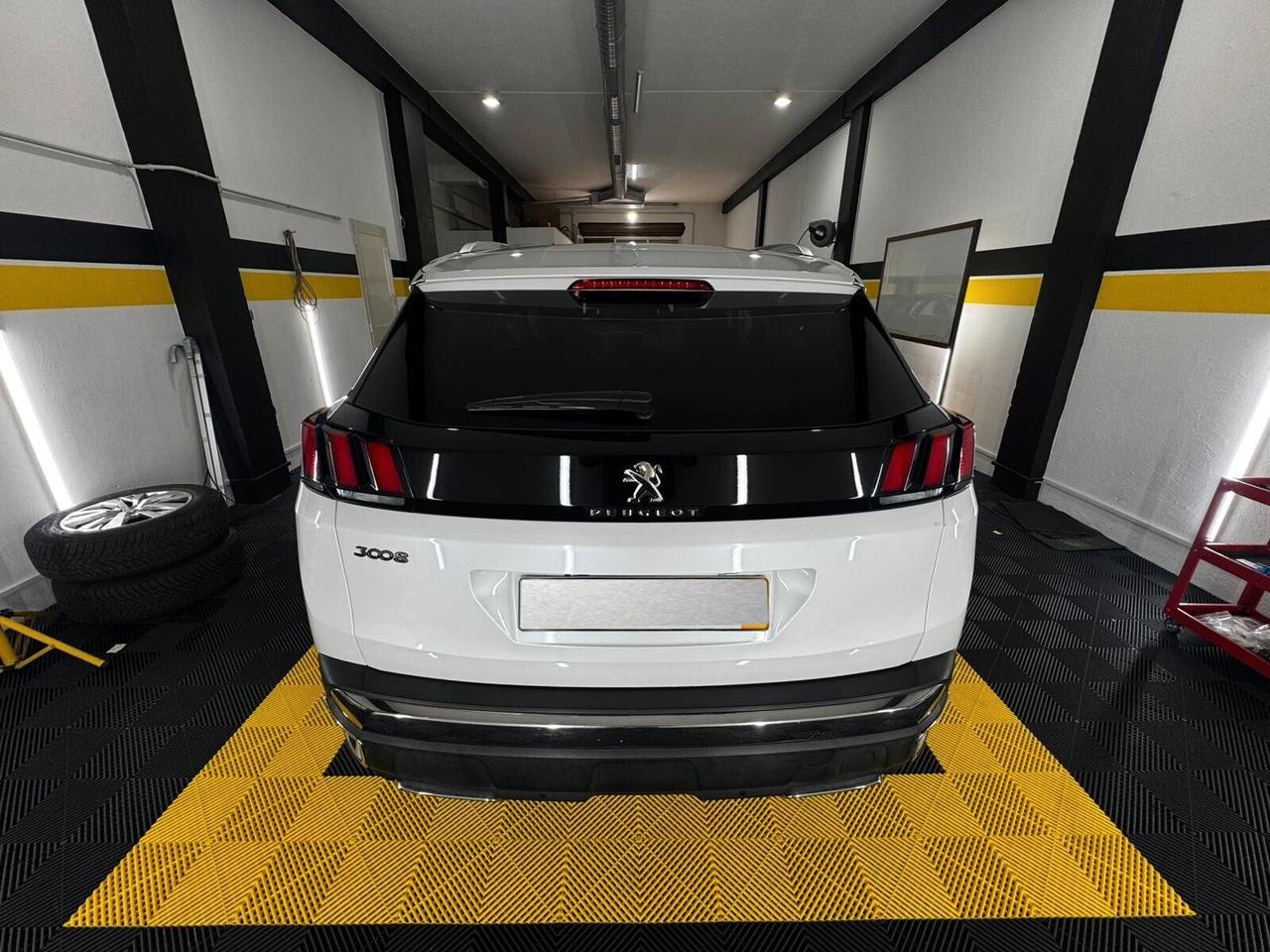 Peugeot 3008 BlueHDi 120 S&S Allure