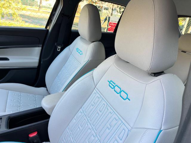 FIAT 600 Hybrid 100 CV DCT MHEV La Prima