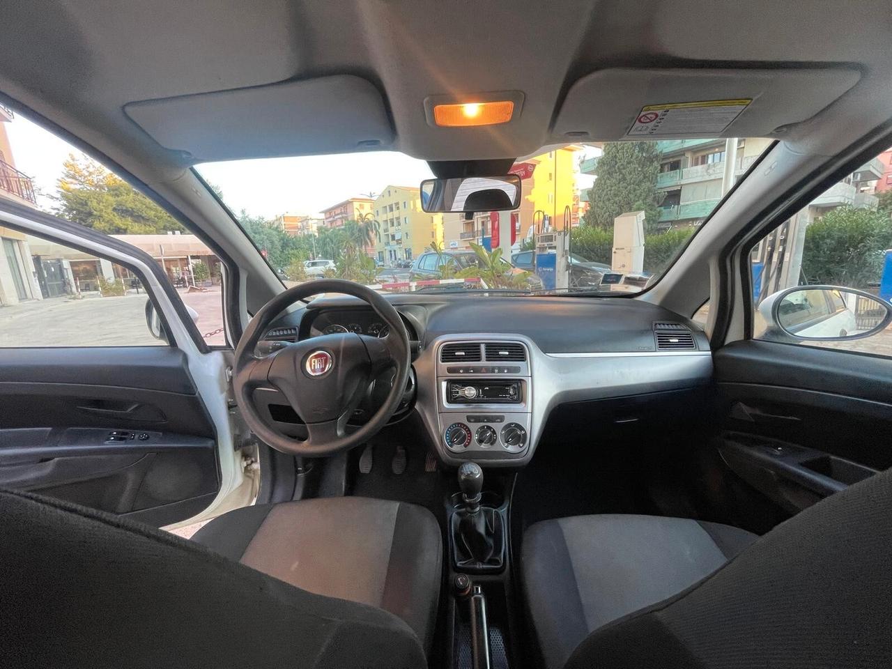 Fiat Punto 1.4 8V 5 porte Natural Power Easy