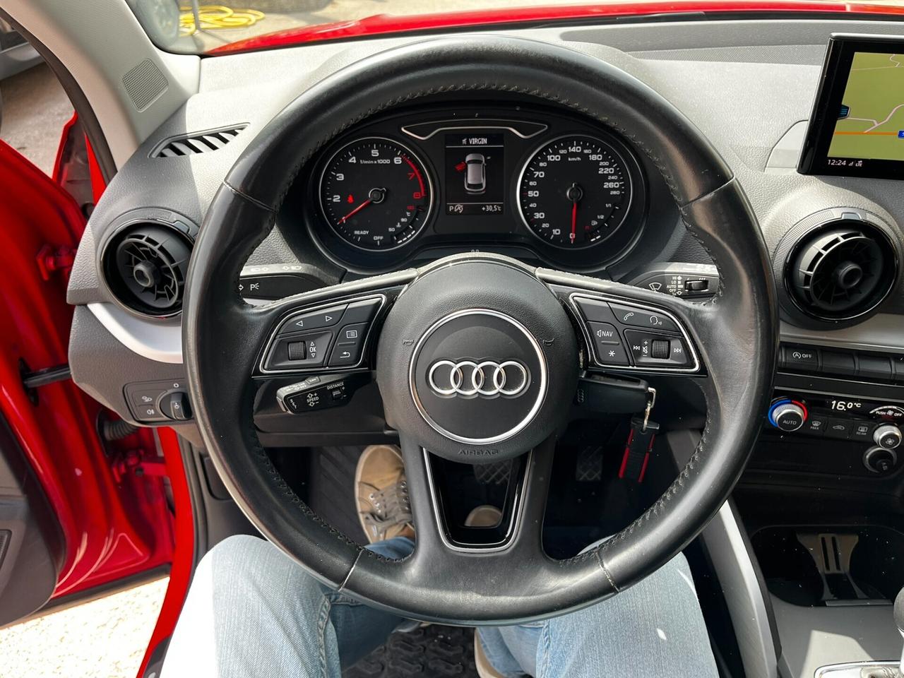 Audi Q2 30 TFSI S tronic Design S line