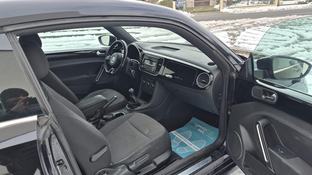 Volkswagen Maggiolino 1.6 TDI Design