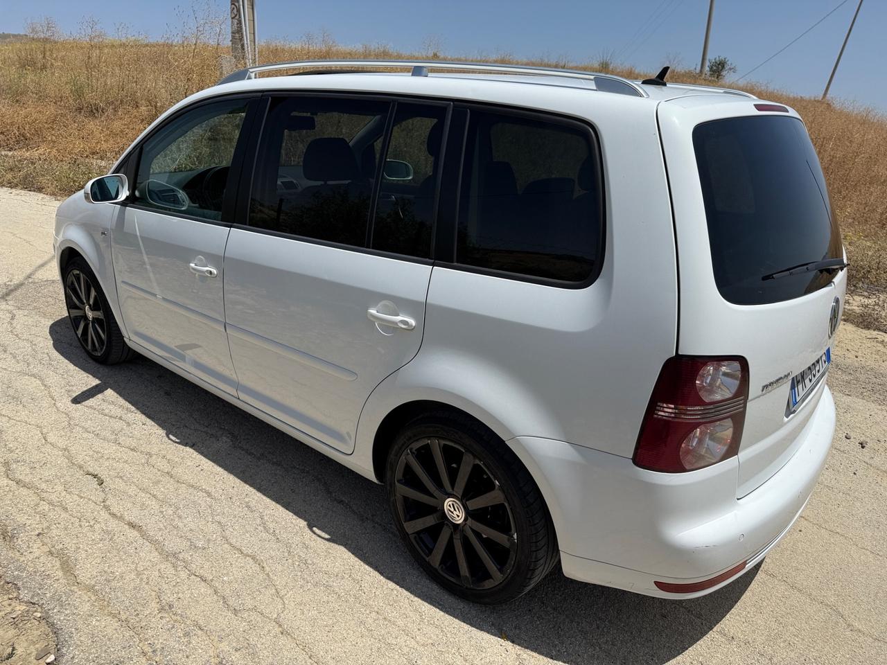 Volkswagen Touran 2.0 TDI DPF Highline