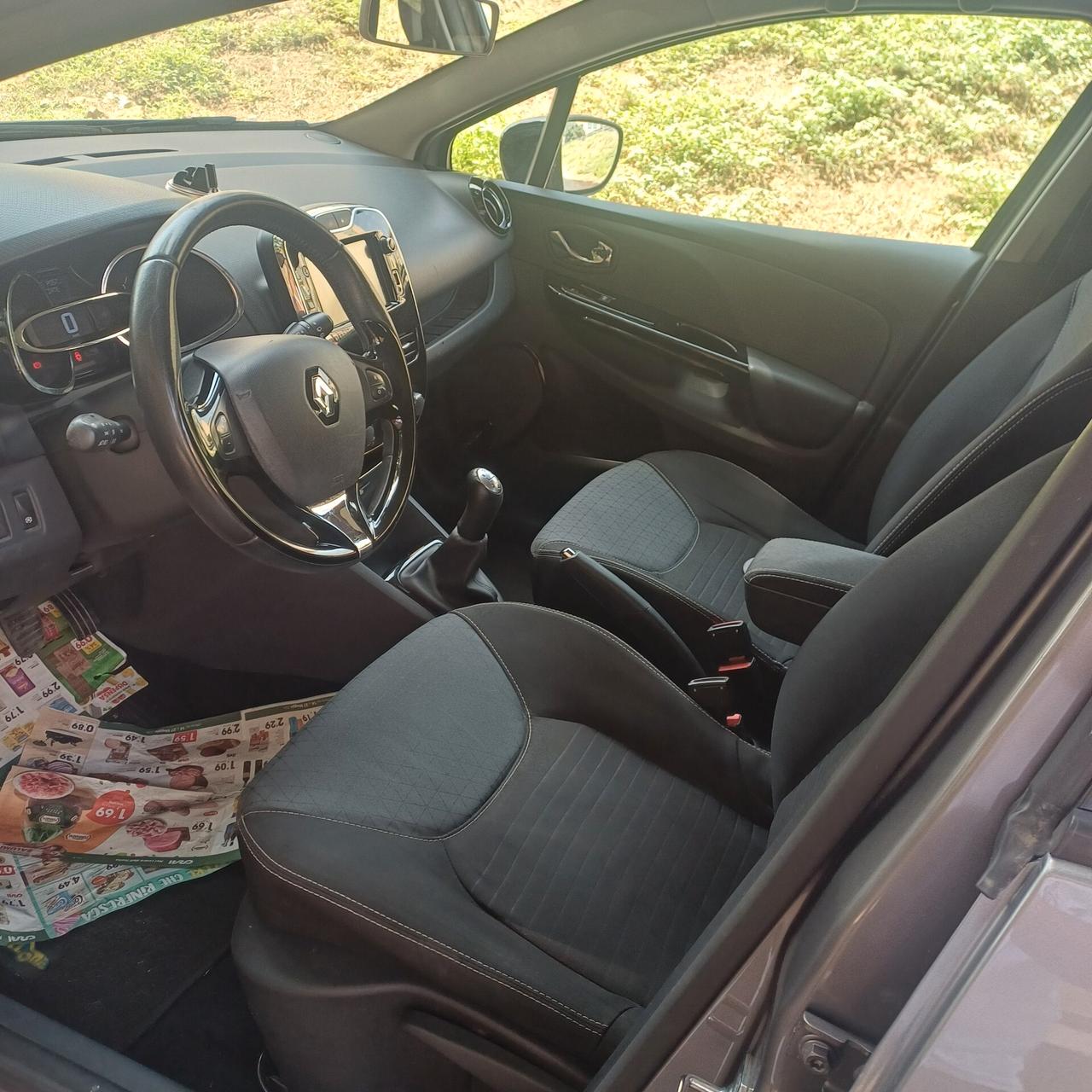 Renault Clio 1.5 dCi 8V 90CV Start&Stop 83gr 5 porte EcoBusiness