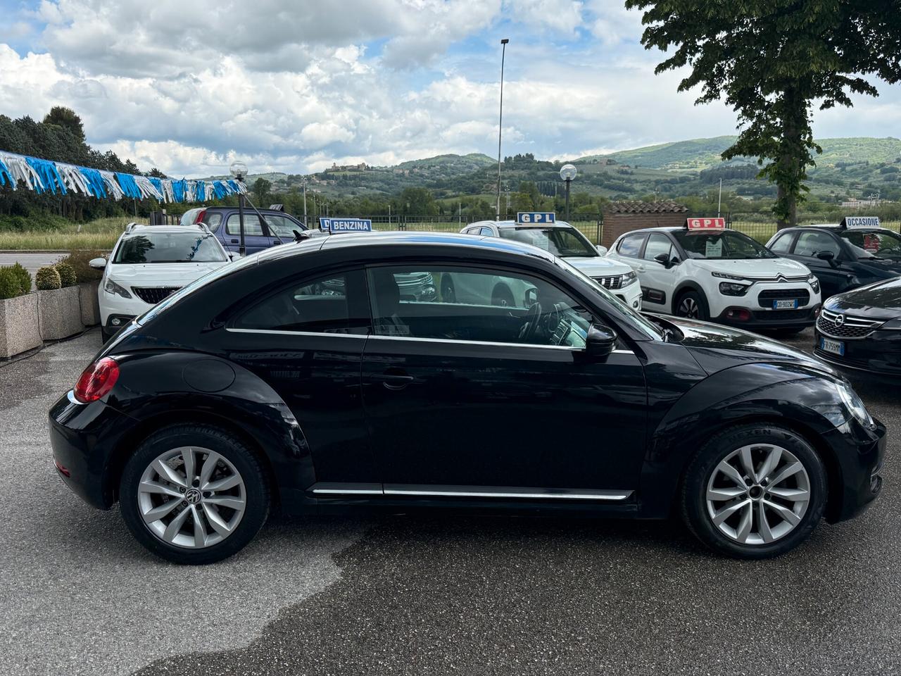 "UNA CHICC " Volkswagen Maggiolino 1.6 TDI