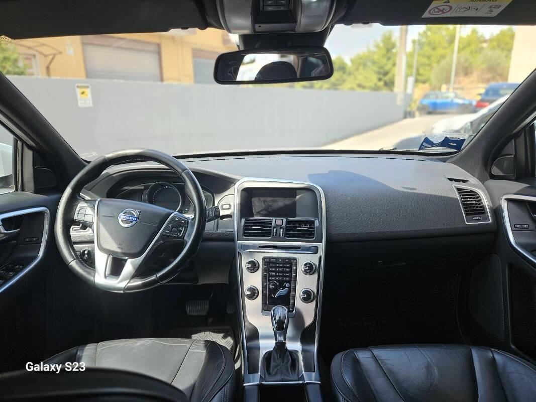 Volvo XC60 2.0 d4 Volvo Ocean Race 181cv geartronic