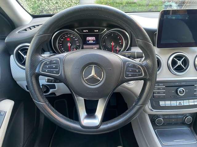 Mercedes-Benz A 180 A 180 d Premium auto my16