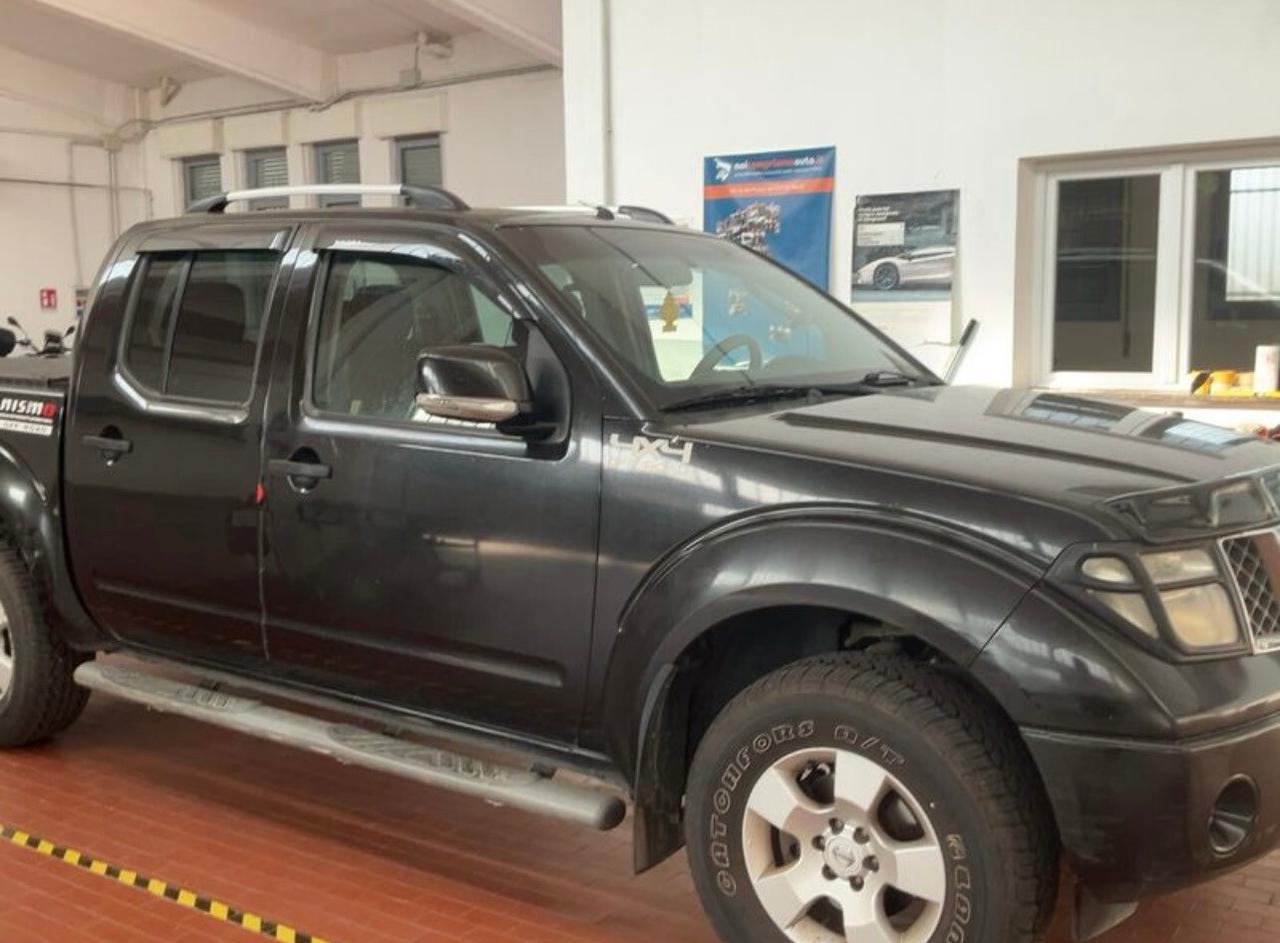 NISSAN NAVARA - PICK UP - 4X4 - GANCIO TRAINO