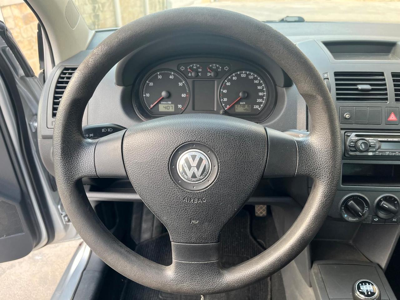 Volkswagen Polo 1.2/60CV 5p. Trendline