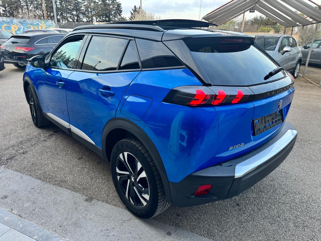 Peugeot 2008 BlueHDi 100 GT Line Tetto Retrocamera Catelletto nuovo