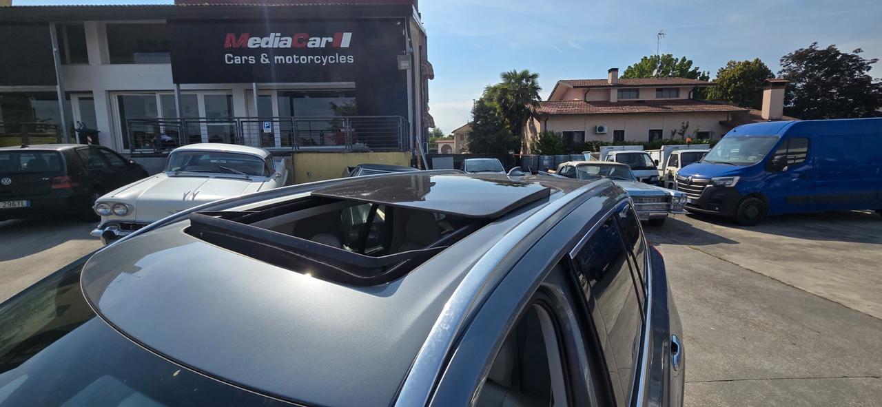 Volvo XC 90 XC90 B5 (d) AWD Geartronic Inscription