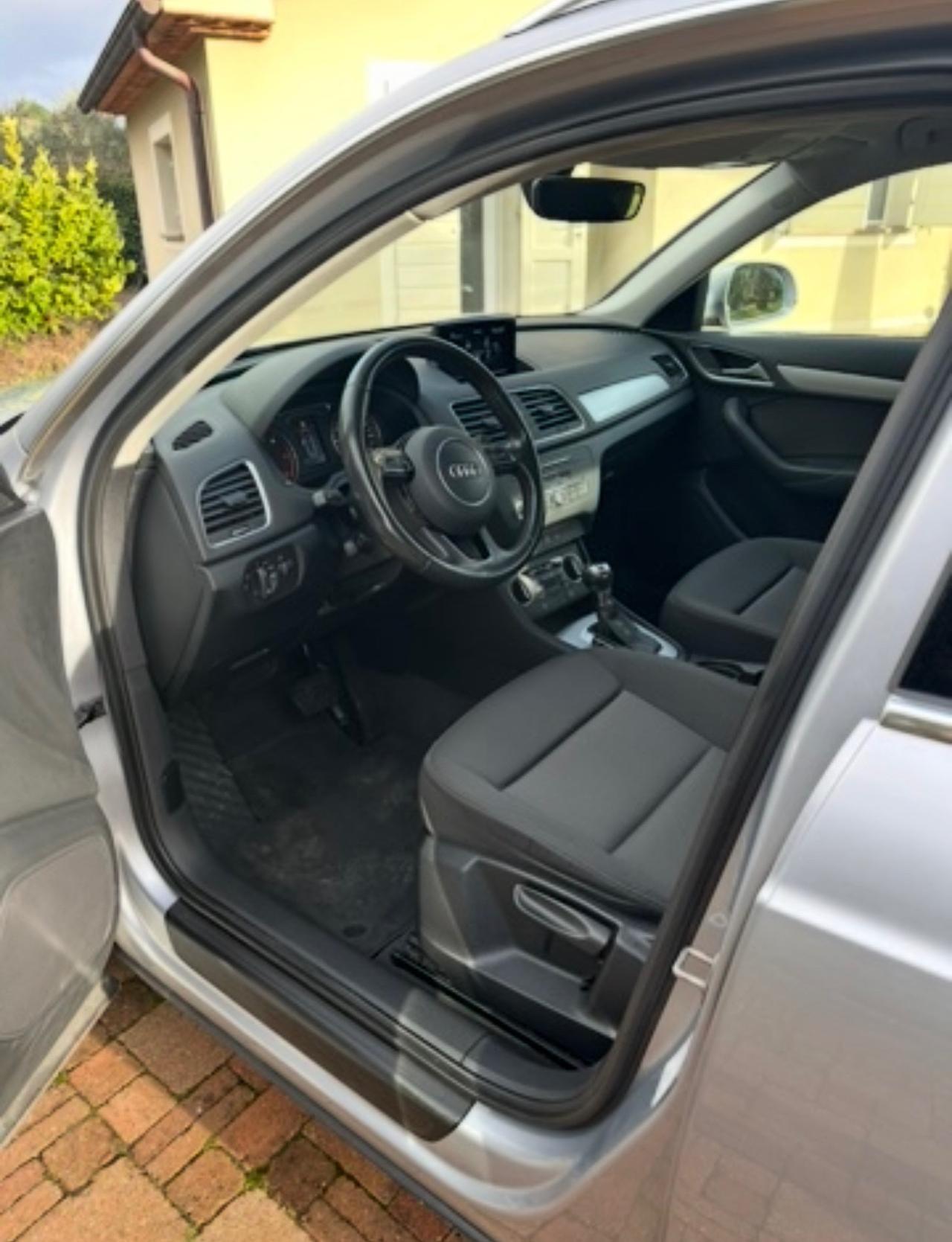 Audi Q3 2.0 TDI 150 CV quattro S tronic Business