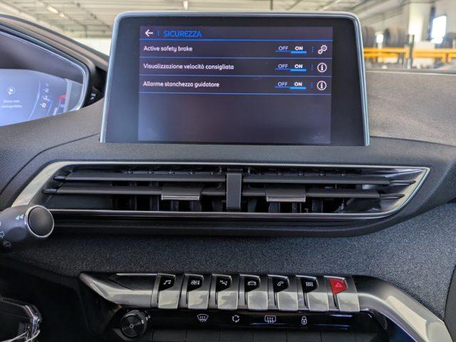 PEUGEOT 5008 Cambio automatico Black line 7 posti
