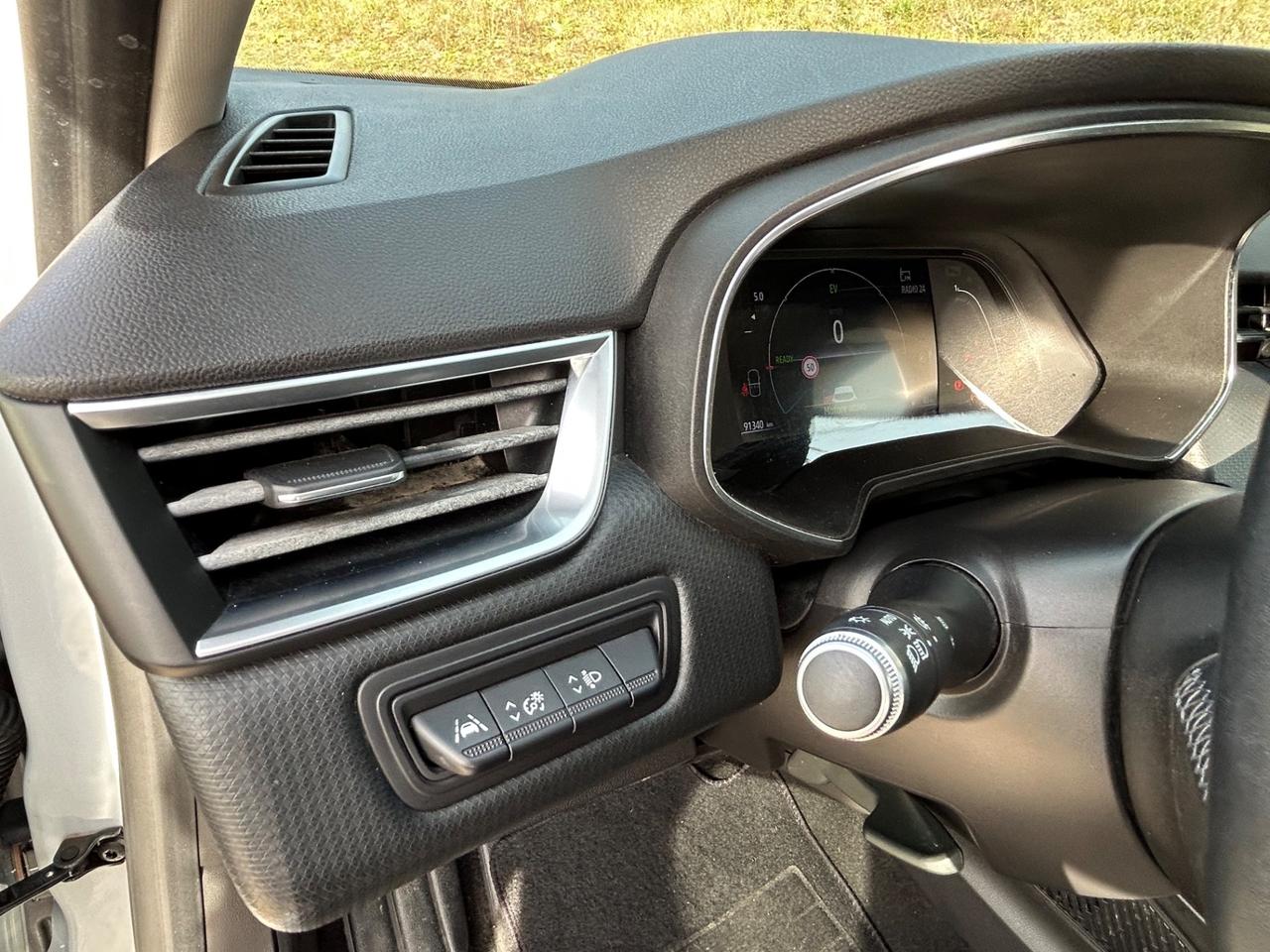 Renault Clio Full Hybrid E-Tech 140 CV 5 porte Intens