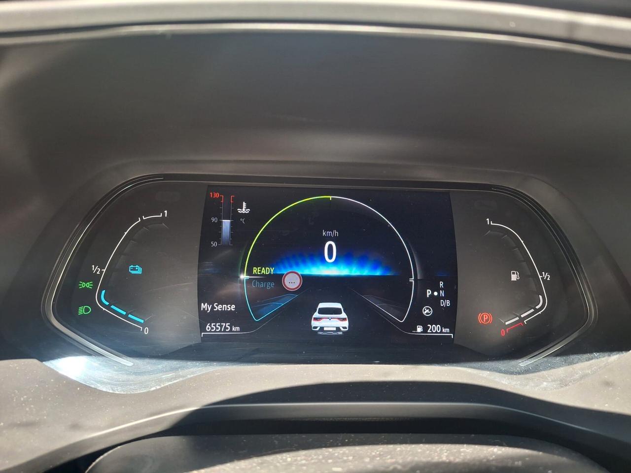 Renault Arkana Hybrid E-Tech 145 CV R.S. Line