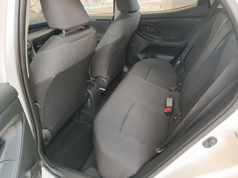 Toyota Yaris 4ª serie 1.0 5 porte Active