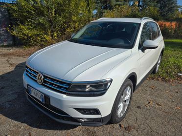 Volkswagen Tiguan 2.0 TDI SCR DSG 4MOTION Advanced BMT