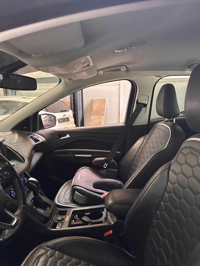 FORD Kuga 2.0 TDCI 150 CV S&S 4WD Powershift Vignale
