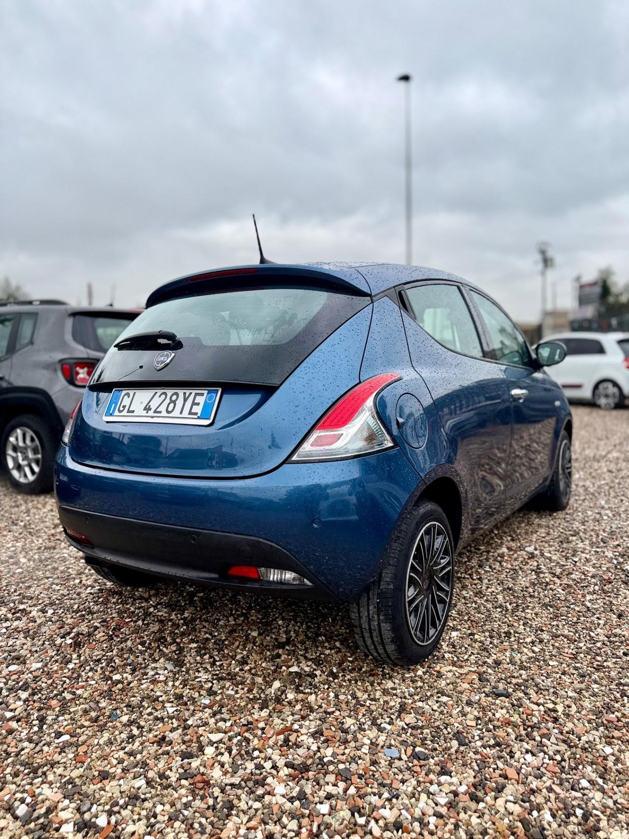 Lancia Ypsilon 1.0 FireFly 5 porte A. Ferretti Full Optional