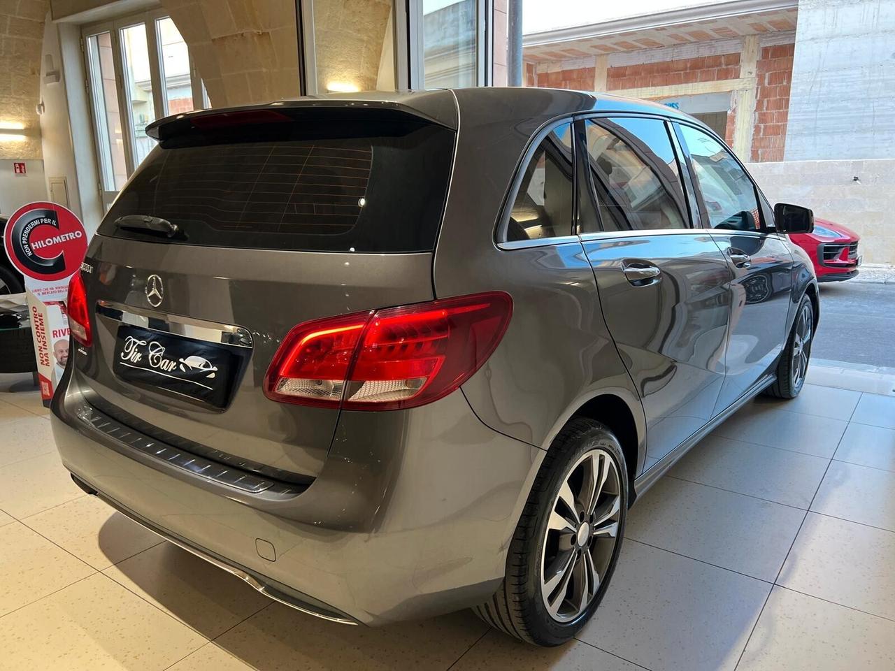 MERCEDES CLASSE B 160 1.5 SPORT 90CV NAVI CAM OK NEOPATENTATI ANNO 2016