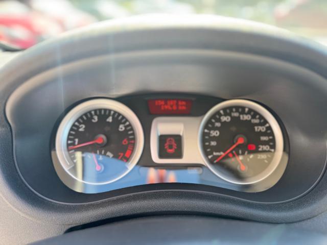 RENAULT Clio 1.2 16V SporTour Luxe GPL